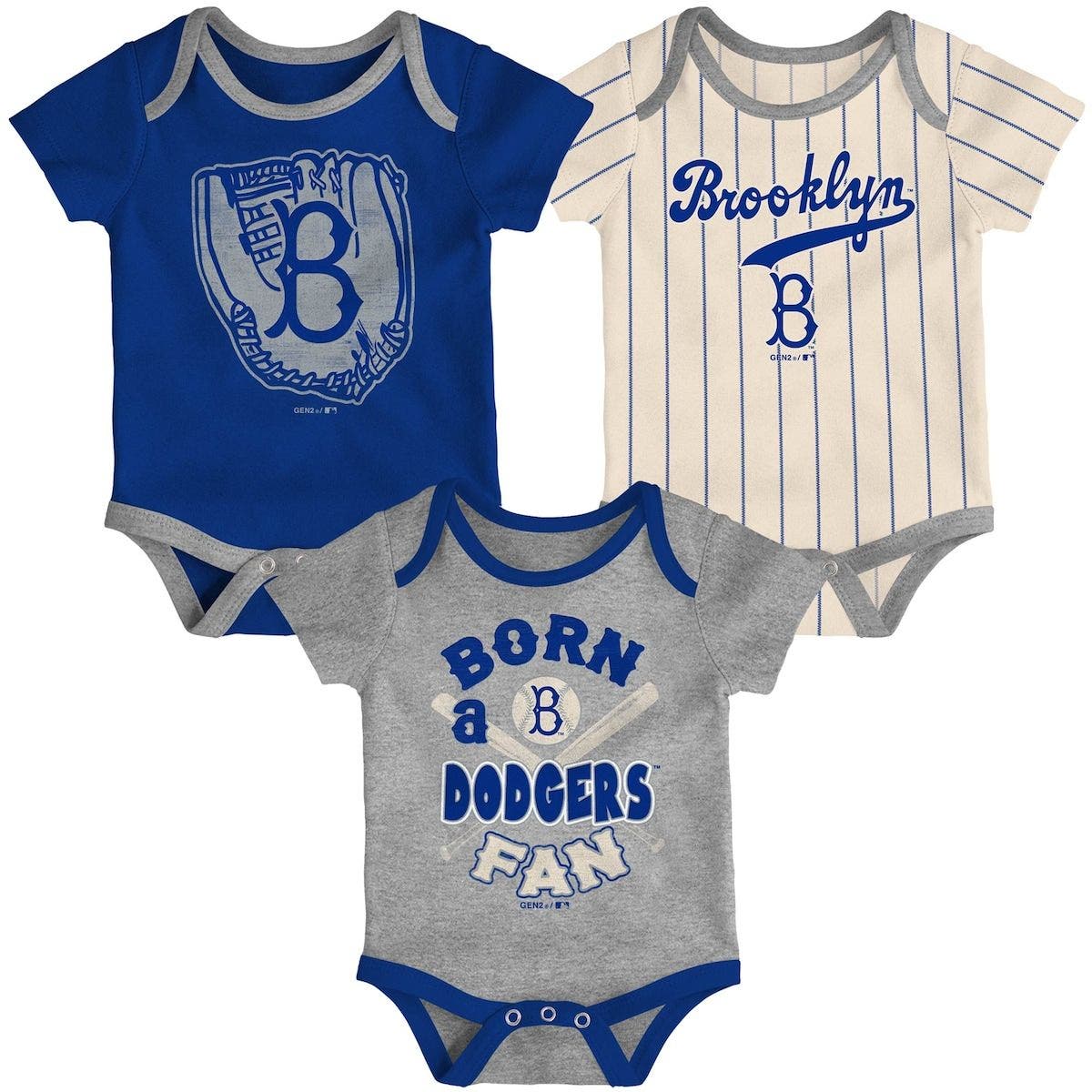 Two Feet Ahead NCAA Kentucky Wildcats Infant Knit Bib One Size Royal/White Two Feet Ahead NCAA Kentucky Wildcats Infant Knit Bib One Size Royal/White